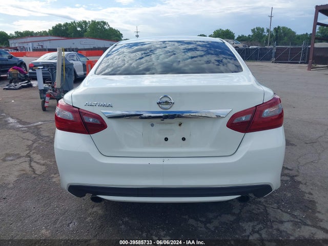 Nissan Altima 2.5 S 2018 1N4AL3APXJC220986 Image 16