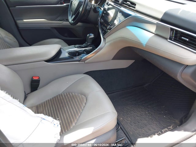 Toyota CAMRY SE 2018 4T1B11HK8JU543734 Image 5