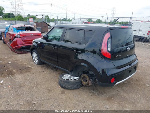 KIA SOUL + 2018 KNDJP3A51J7541871 Image 3