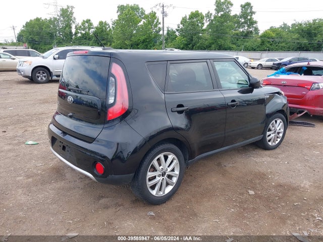KIA SOUL + 2018 KNDJP3A51J7541871 Image 4