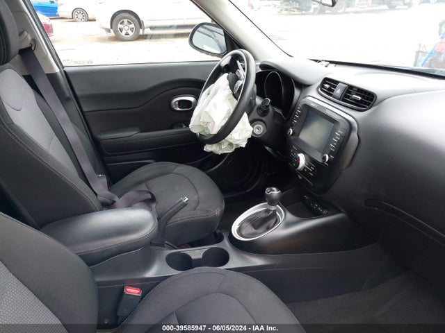 KIA SOUL + 2018 KNDJP3A51J7541871 Image 5
