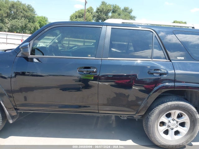 Toyota 4RUNNER SR5 2018 JTEBU5JR6J5607799 Image 14