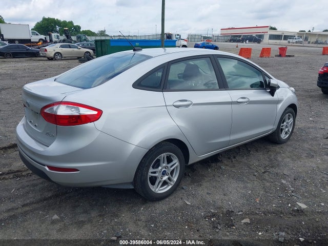 Ford FIESTA SE 2019 3FADP4BJ4KM119217 Image 4