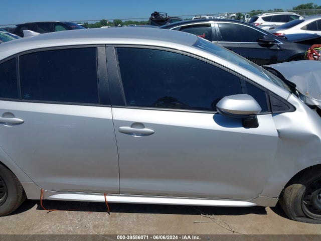 Toyota COROLLA LE 2022 5YFEPMAE5NP316509 Image 12
