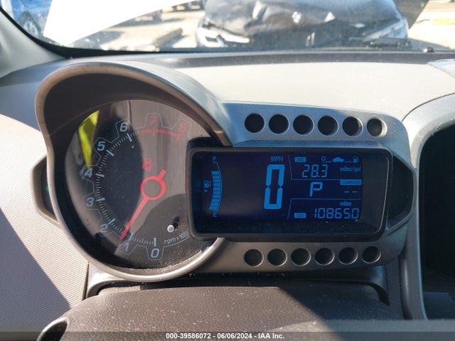 Chevrolet Sonic Ltz Auto 2015 1G1JE5SB1F4210585 Image 7