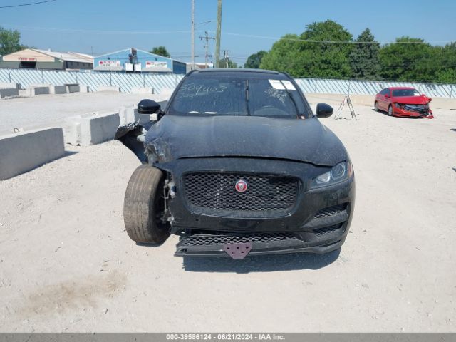 SADCJ2FX1JA275368 Jaguar F-pace 25t Premium