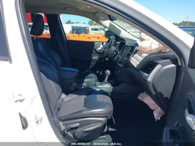 1C4PJMBS8GW317792 Jeep Cherokee Trailhawk