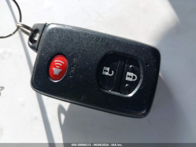 JTDKN3DPXF3066078 Toyota Prius Plug-in Base (cvt)