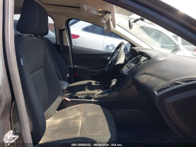 1FADP3H25JL236041 Ford FOCUS SEL