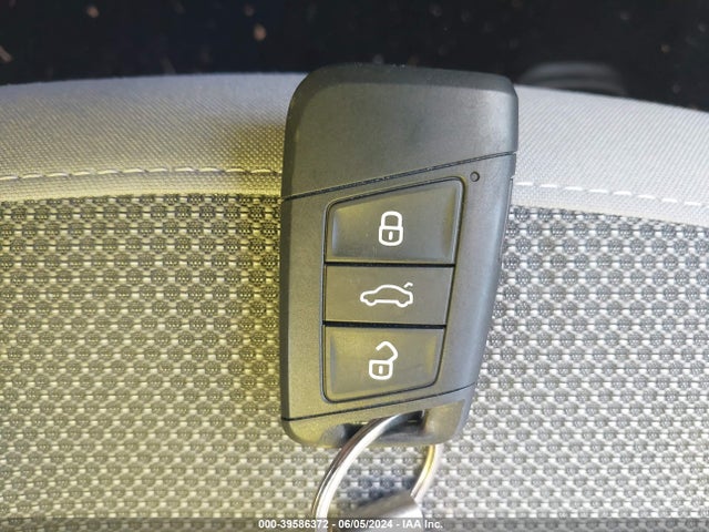 3VVCX7B28PM370668 Volkswagen Taos 1.5t S