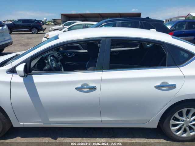 3N1AB7AP4JL655921 Nissan SENTRA SV