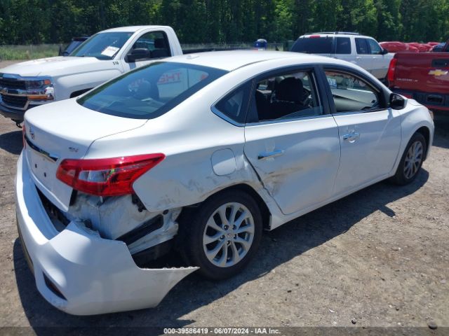 3N1AB7AP4JL655921 Nissan SENTRA SV
