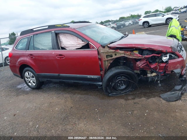 Subaru Outback 2.5i 2014 4S4BRCAC1E3266024 Image 13