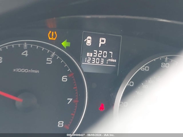 Subaru Outback 2.5i 2014 4S4BRCAC1E3266024 Image 15