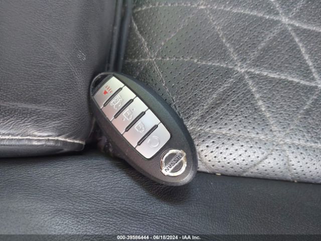 1N4AA6AP7GC905365 Nissan Maxima 3.5 Platinum