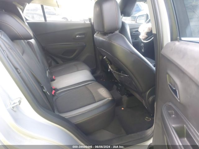 3GNCJLSB8HL256712 Chevrolet Trax Lt