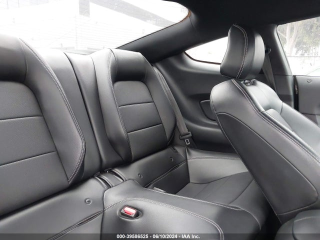 Ford Mustang Ecoboost Premium Fastback 2022 1FA6P8TH3N5106299 Image 8