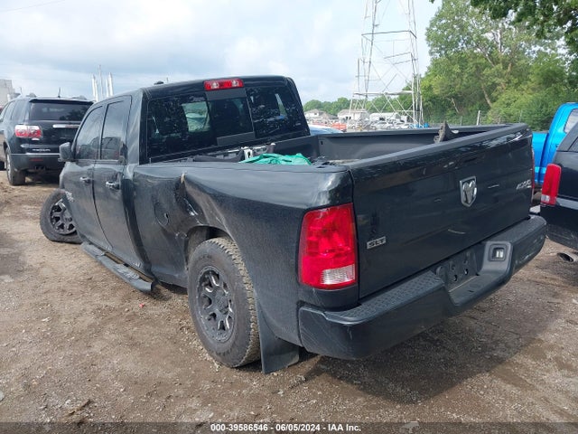 RAM 1500 Slt Quad Cab 4x4 6'4 Box 2018 1C6RR7GT7JS118100 Image 3