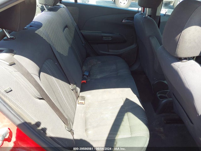Chevrolet Sonic Lt Auto 2015 1G1JC5SG5F4211126 Image 8