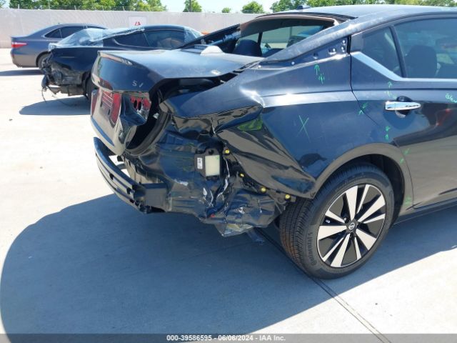 1N4BL4DV8NN408985 Nissan Altima Sv Fwd