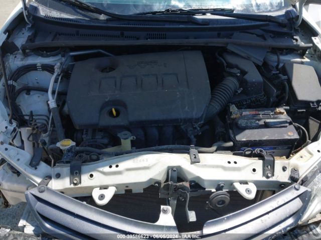 5YFBURHE7EP008241 Toyota Corolla Le Premium