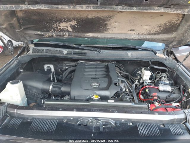 5TFDM5F1XGX067015 Toyota Tundra Sr5 4.6l V8