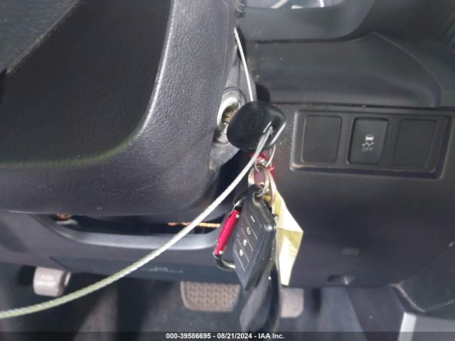 5TFDM5F1XGX067015 Toyota Tundra Sr5 4.6l V8