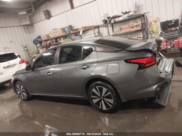 1N4BL4DW4MN334018 Nissan Altima Sv Intelligent Awd