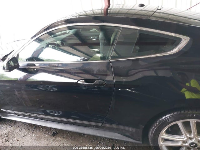 Ford Mustang Ecoboost 2017 1FA6P8TH2H5264315 Image 14