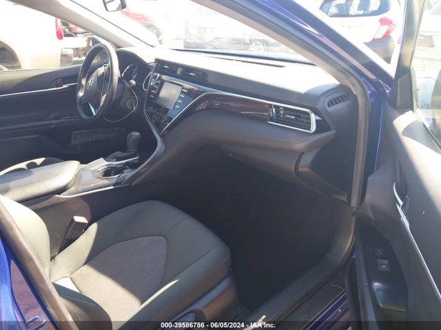 Toyota CAMRY LE 2018 JTNB11HK2J3007514 Image 5