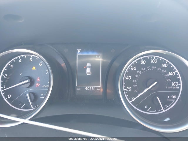 Toyota CAMRY LE 2018 JTNB11HK2J3007514 Image 7