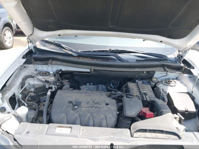 JA4AD2A31FZ011570 Mitsubishi Outlander Es
