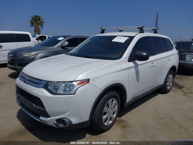 JA4AD2A31FZ011570 Mitsubishi Outlander Es