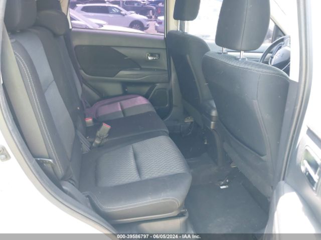 JA4AD2A31FZ011570 Mitsubishi Outlander Es