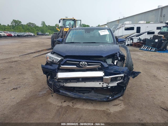 Toyota 4runner Limited 2022 JTEKU5JRXN5989034 Image 12