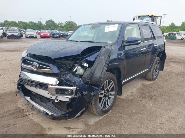 Toyota 4runner Limited 2022 JTEKU5JRXN5989034 Image 2