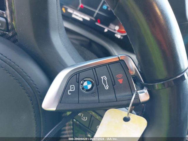 2022 BMW M3 WBS33AY0XNFL79245 Photo 10