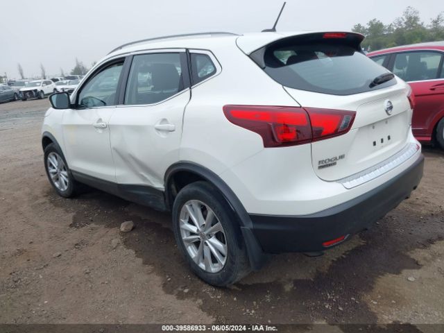 JN1BJ1CP8HW017211 Nissan Rogue Sport Sv