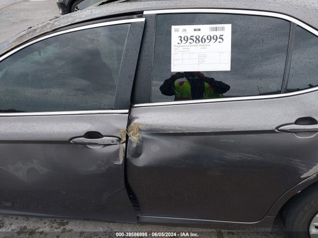 Toyota Camry Le Hybrid 2020 4T1E31AK0LU525541 Image 13