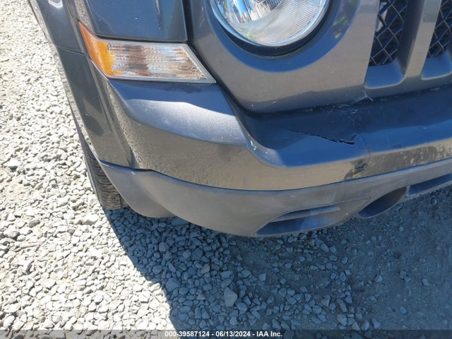 Jeep Patriot Latitude 2015 1C4NJPFB8FD343371 Image 6
