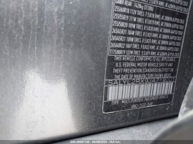 SALYL2RX9JA719001 Land Rover Range Rover Velar P250 Se R-dynamic