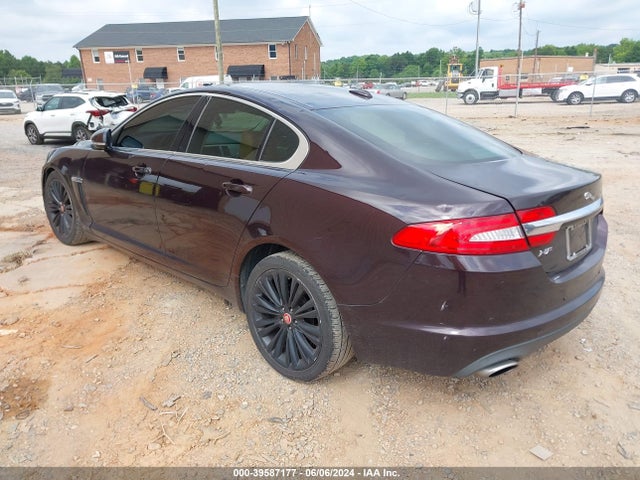 2012 JAGUAR XF SAJWA0HB7CLS50367 Photo 2
