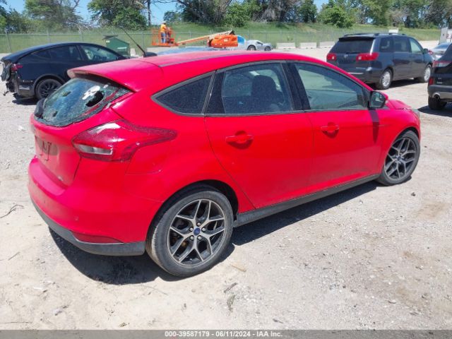 1FADP3M20HL211077 Ford FOCUS SEL
