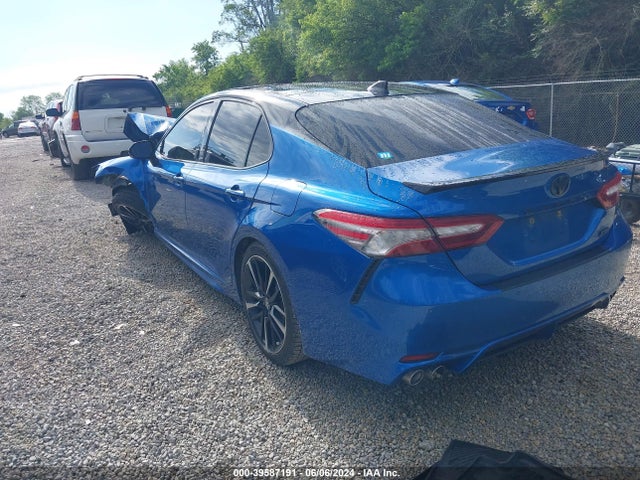 Toyota CAMRY XSE 2018 4T1B61HK8JU096887 Image 3