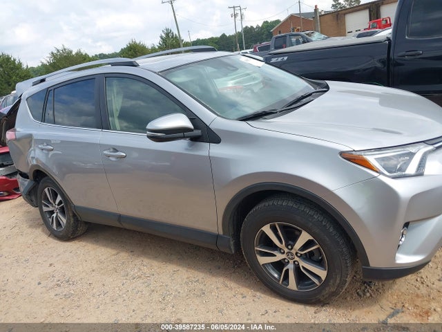 Toyota Rav4 Xle 2018 JTMRFREV3JJ199894 Image 13