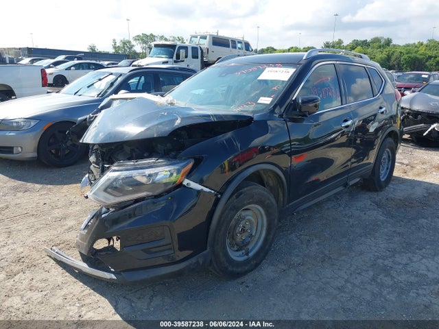 Nissan ROGUE SV 2019 KNMAT2MT8KP501143 Image 2