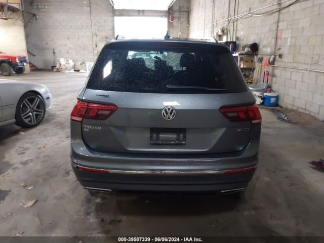 3VV2B7AX2LM033303 Volkswagen Tiguan 2.0t Se/2.0t Se R-line Black/2.0t Sel