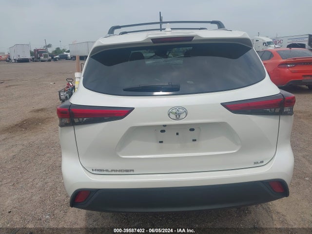 Toyota Highlander Xle 2021 5TDGZRAH4MS533694 Image 17