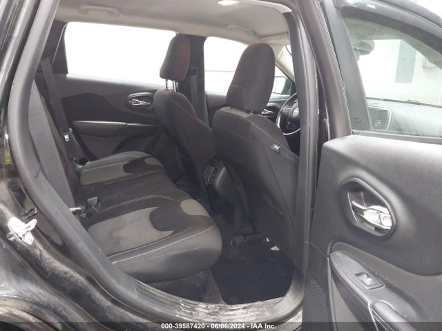 1C4PJMAB0HW529590 Jeep Cherokee Sport 4x4