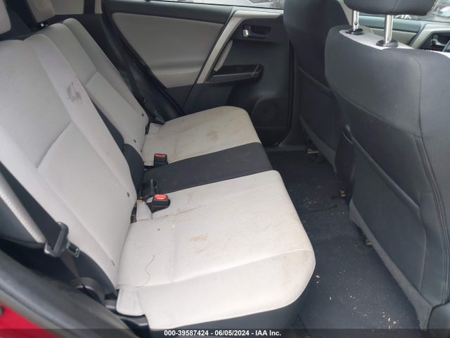 Toyota Rav4 Xle 2018 2T3WFREV0JW427628 Image 8